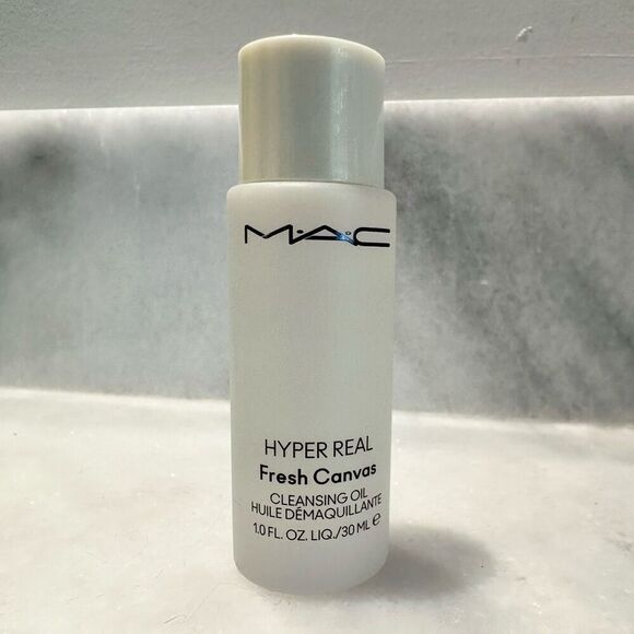 NWT MAC Hyper Real Fresh Canvas Gentle Cleansing Oil Clear 30ml - Picture 1 of 2